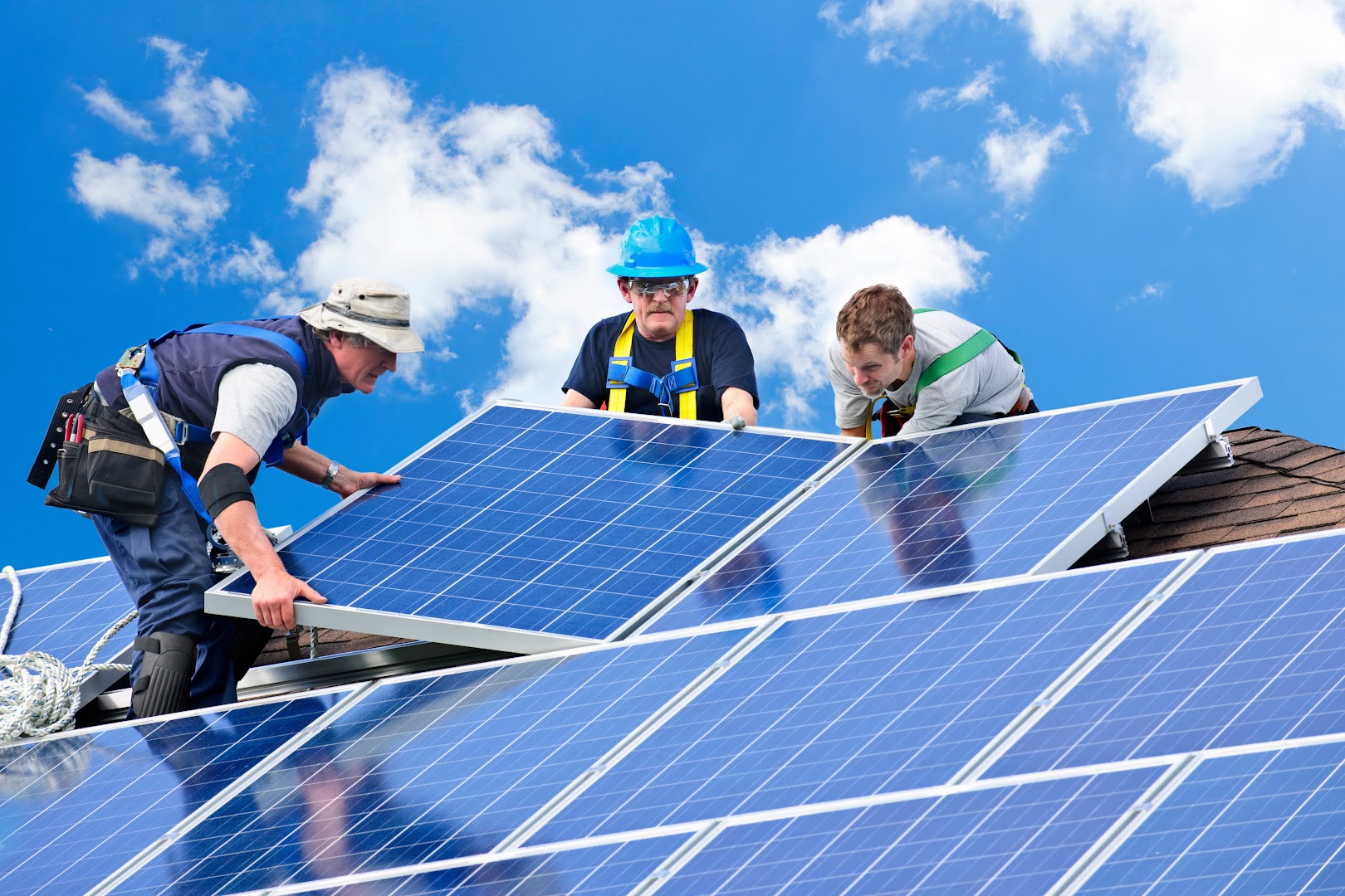 SM SOLARENERGY - Installation Panneaux Solaires Photovoltaïques - Autoconsommation - Batteries - réalisation