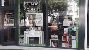 Photo n°2 de Mickaël Piégay COIFFEUR à Villeurbanne (Salon de coiffure)