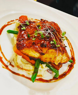 Modern Greek and Salad bar by null