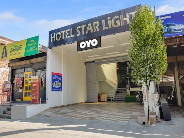 OYO Hotel Starlight