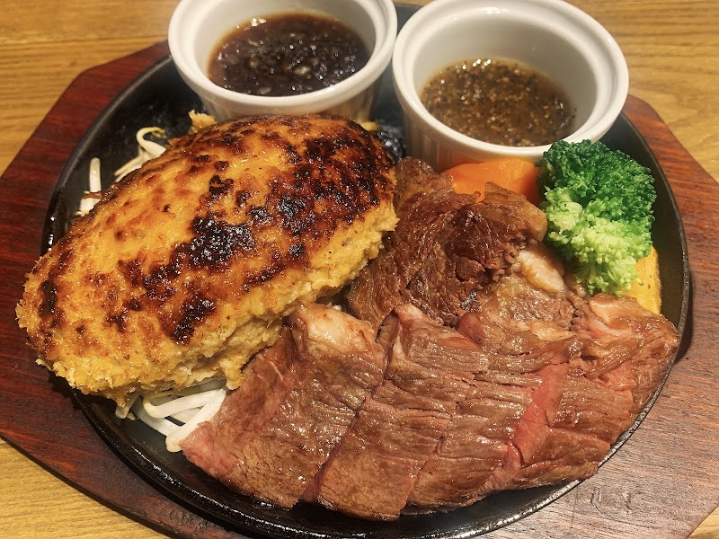 ハンバーグ&ステーキ ぎゅう丸 大名店