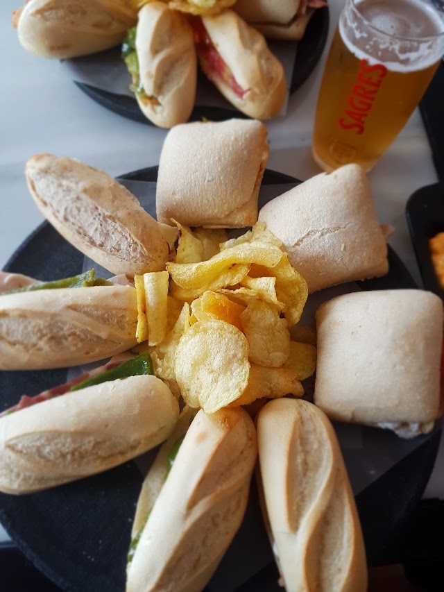 100 Montaditos