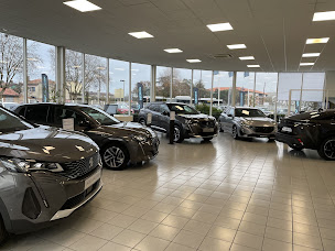 Photo n°2 de Garage Gérome - Peugeot à Plaisance-du-Touch (Concessionnaire automobile)