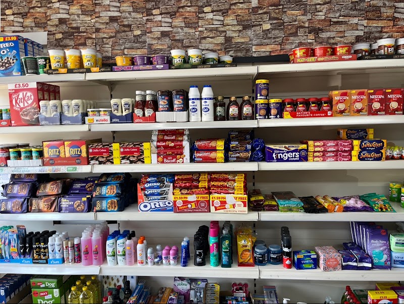 Local convenience store & off licence photo 3