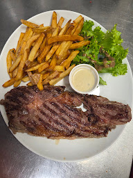 Photo n°3 de Restaurant Les Prémices à Saint-Sulpice-sur-Lèze (Bar à tapas)