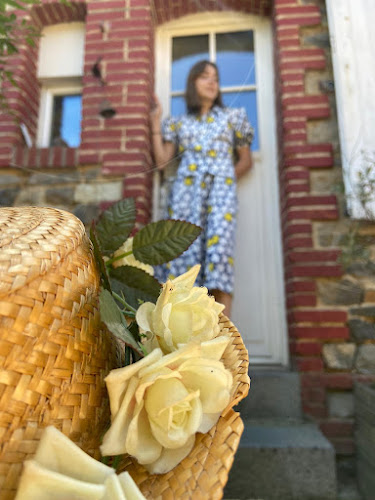 Augusta Fripes — friperie vintage 39 Rue Poullain Duparc Paris