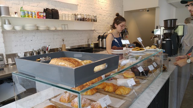 Contra Café