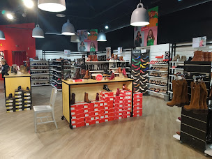 Photo n°8 de Chausser Saint Malo à Saint-Malo (Magasin de chaussures)