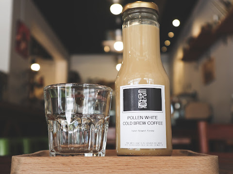 Tiong Hoe Specialty Coffee by null