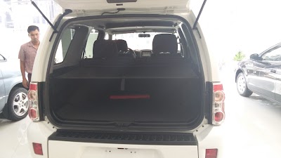 Photos of DFM Car Showroom