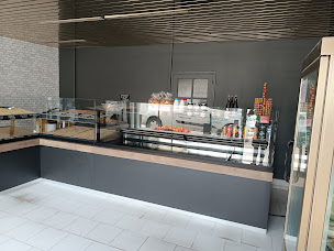 Photo n°13 de Multi-services peinture à Saint-Vivien-de-Médoc (Peintre en bâtiment)