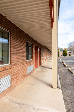 Cedar Valley Inn by null