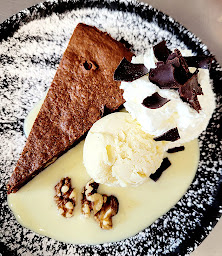 Photo n°32 de Restaurant Le Pélican à Lanas (Restaurant)