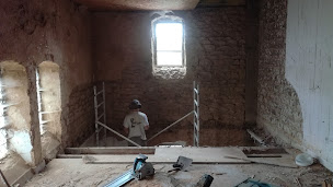 Photo n°3 de Avibois Traitement de bois Mérule à Le Cercueil (Charpentier)