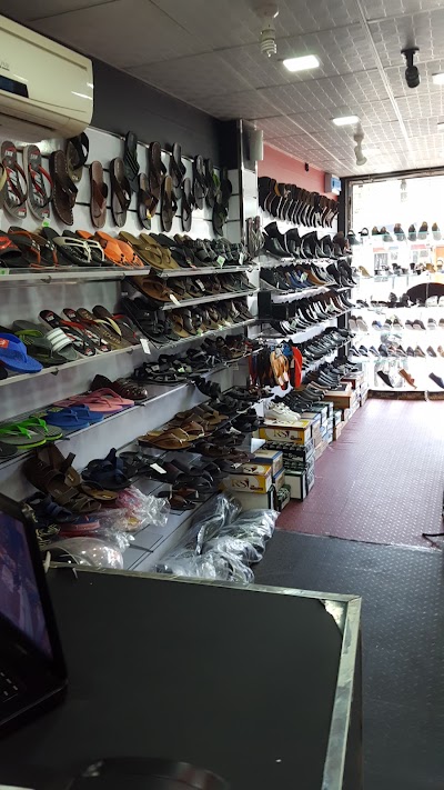 Photos of FOOT LOCKER DT