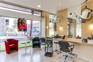 Photo n°2 de Salon Dutto Francois à Pontault-Combault (Magasin de produits de beauté)