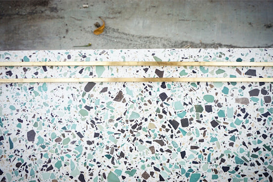 Days Surabaya by null