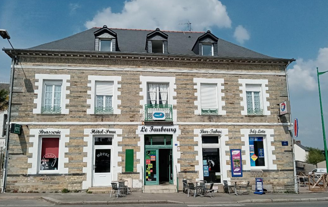 Le FAUBOURG