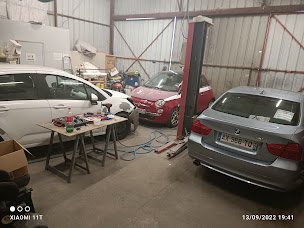 Photo n°7 de Carrosserie Carette à Lahontan (Atelier de carrosserie automobile)