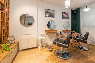 Photo n°3 de Ronan Artisan Coiffeur Zola à Rennes (Salon de coiffure)