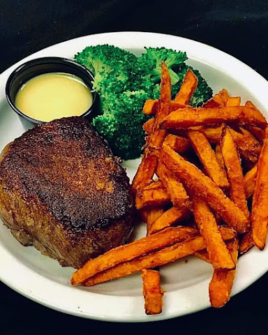 Arnold’s of Laurens by null