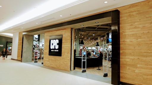 Les Magasins CPC - Victoriaville Logo