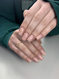 Photo n°9 de Le salon d'Amélie & Manu à Saint-Gervais-la-Forêt (Salon de manucure)