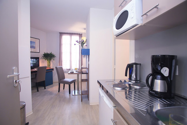 9 Rue Sénac de Meilhan, 13001 Marseille, France