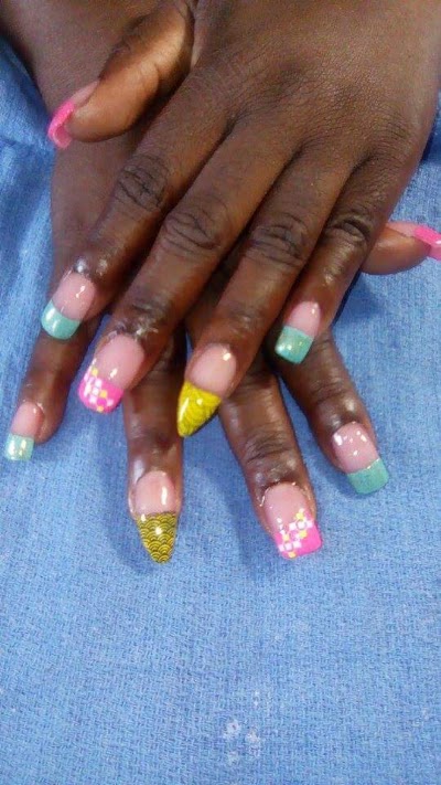 Photos of Leisa salon n Beauty Supplies