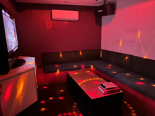 MU Stra music studio - Thumbnail