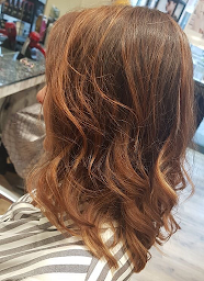 Photo n°31 de V.Création à Thônes (Salon de coiffure)