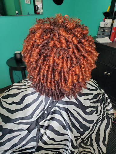Silhouettes Styling Salon - Thumbnail