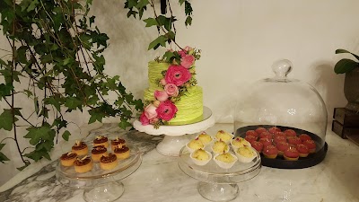Photos of The White Boutique