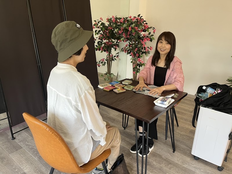 癒しと占いのサンクチュアリ｜明石市のマタニティ対応サロン」