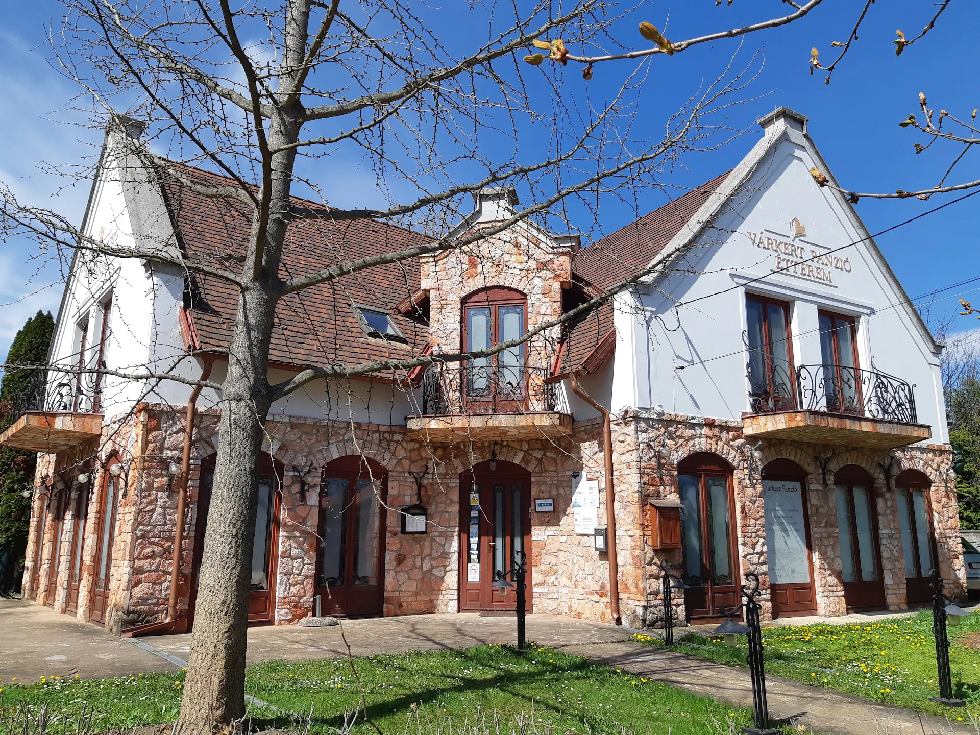 Diósgyőri Várkert Panzió