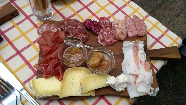 Albergo Ristorante Chalet del Lago