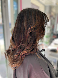 Photo n°19 de Studio’ R à Maisons-Laffitte (Salon de coiffure)