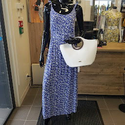 Photo n°3 de VII IDEM à Breuil-le-Vert (Magasin de chaussures)