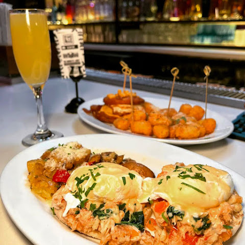 Dive Bar LIC by null