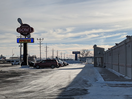 Midway Lanes Club & Trophy Gallery - United States