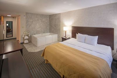 Ramada by Wyndham Cedar Rapids