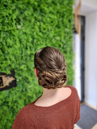 Photo n°5 de L'atelier du cheveu par Alison à Le Muy (Salon de coiffure)