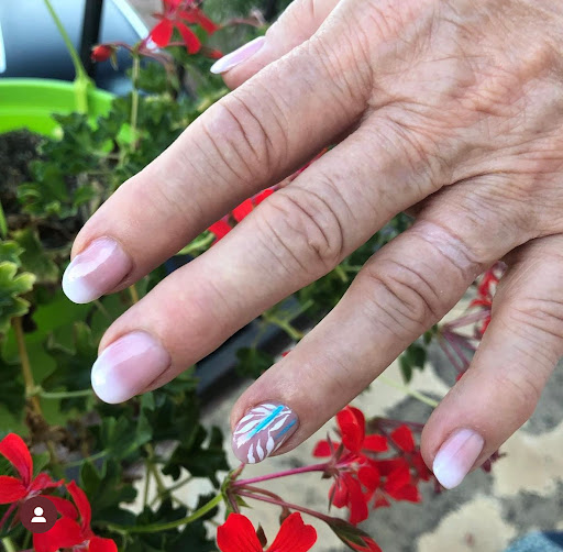 La beauté selon Bibi - Thumbnail