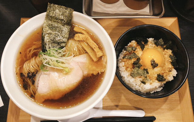 Sapporo Ramen HACHI 札幌時計台本店
