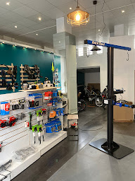 Photo n°24 de Guibolles, réparation et entretien vélo à Caen (Magasin de vélos d'occasion)