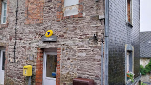 Photo n°1 de La Poste Agence Communale à Carantilly (Poste)