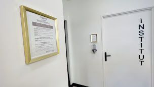 Photo n°12 de DESSANGE - Coiffeur Pau à Pau (Institut de beauté)