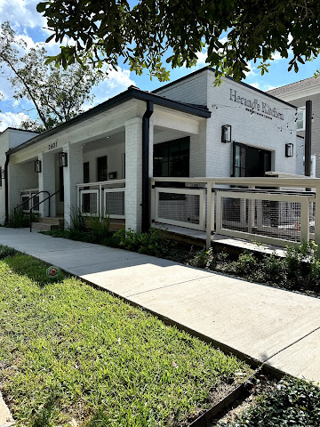 Herand's Kitchen by null