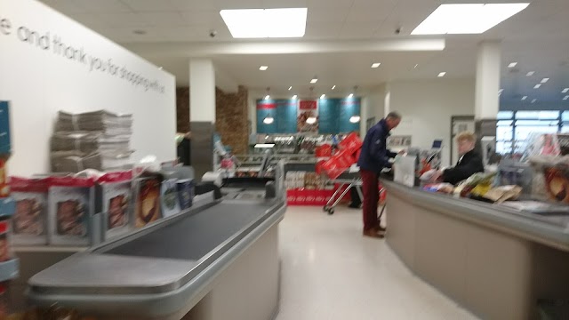 Waitrose & Partners Dorking