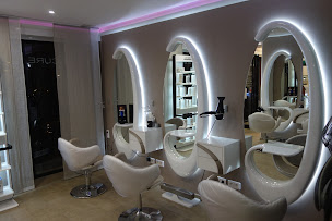 Photo n°2 de Hair'sPur. à Antony (Salon de coiffure)